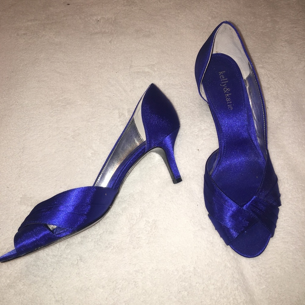 Kelly & Katie blue satin peep toe pumps